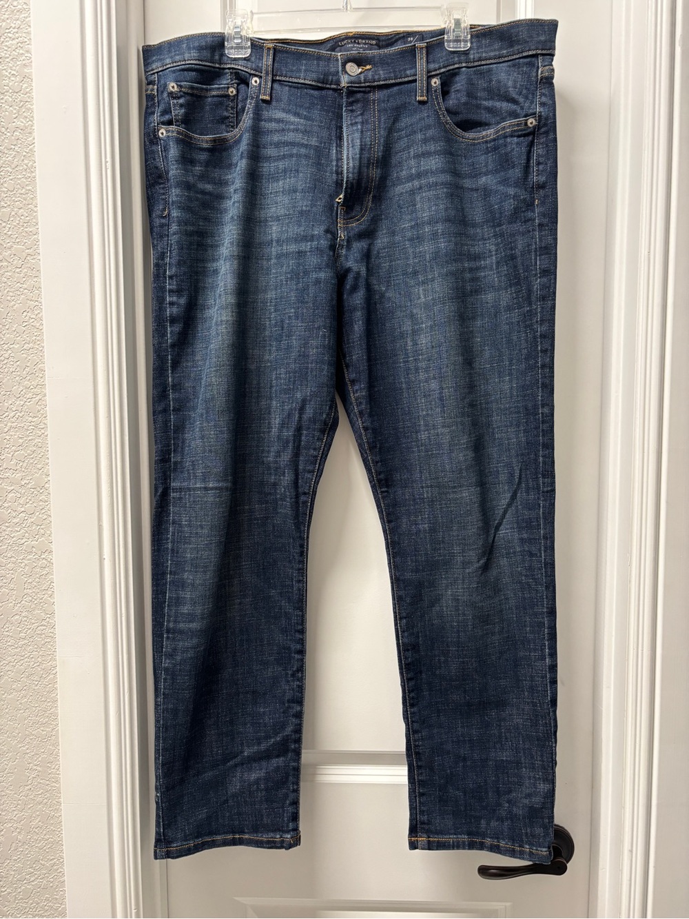 Lucky Brand Men’s Jeans (410 Athletic Slim fit)- Size 38x30 EUC